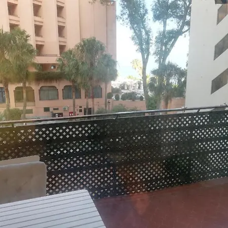 Apto En El Centro, Junto A La Playa, * Μαρμπέλλα