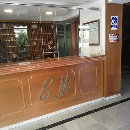 Apto En El Centro, Junto A La Playa, * Μαρμπέλλα