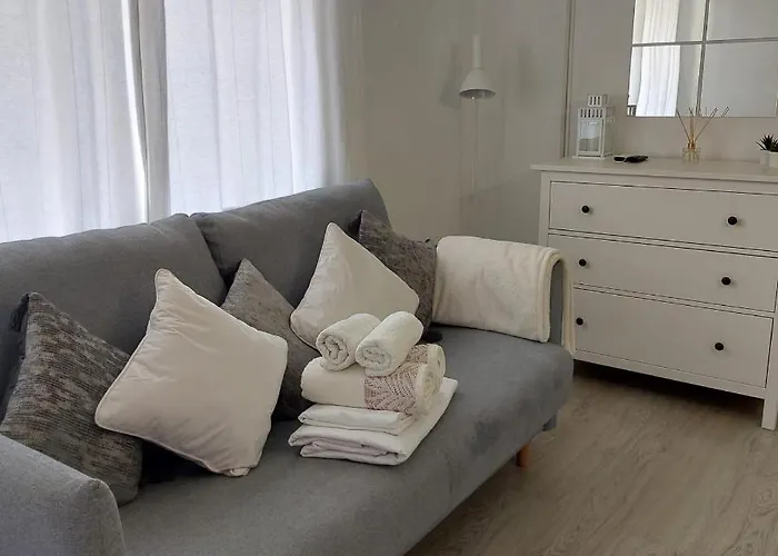 Apto En El Centro, Junto A La Playa, *