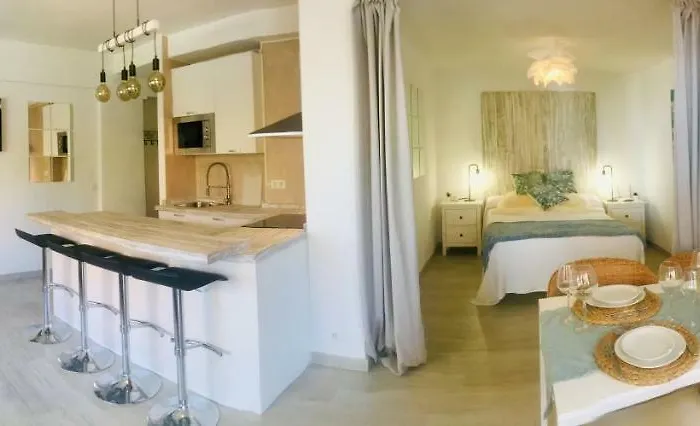 Apartament Apto En El Centro, Junto A La Playa, *